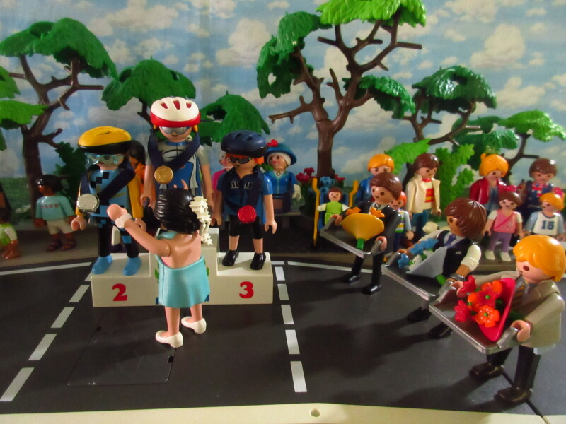 It's time for the Olympic Games for the Playmobil people in our house...