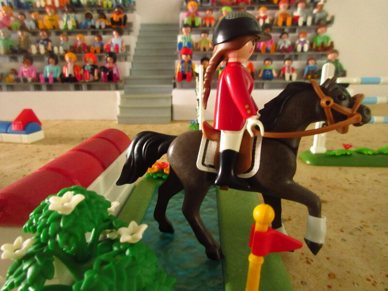 It's time for the Olympic Games for the Playmobil people in our house...