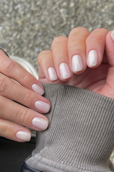 Which nails look classiest for holidays?