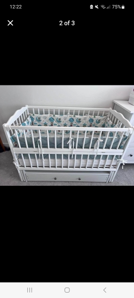 Does anyone recognise these brand/style of cot?