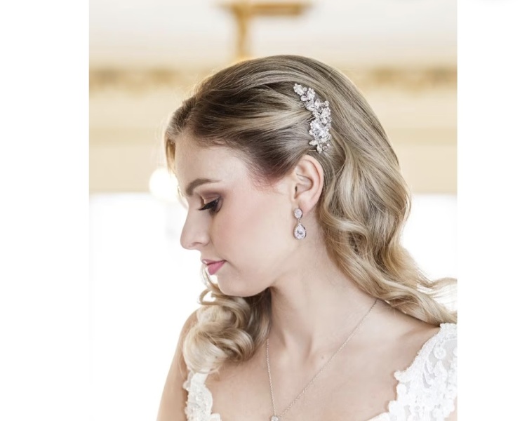 Help - own wedding in 4 weeks and nothing to wear!
