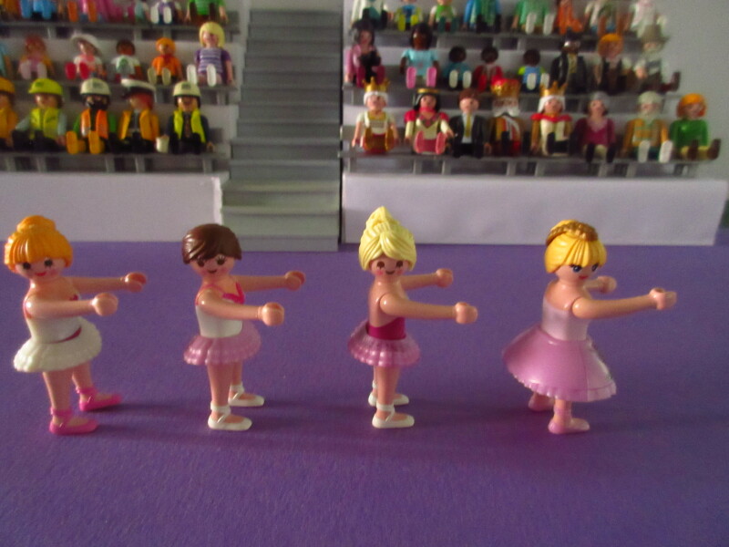 It's time for the Olympic Games for the Playmobil people in our house PART TWO