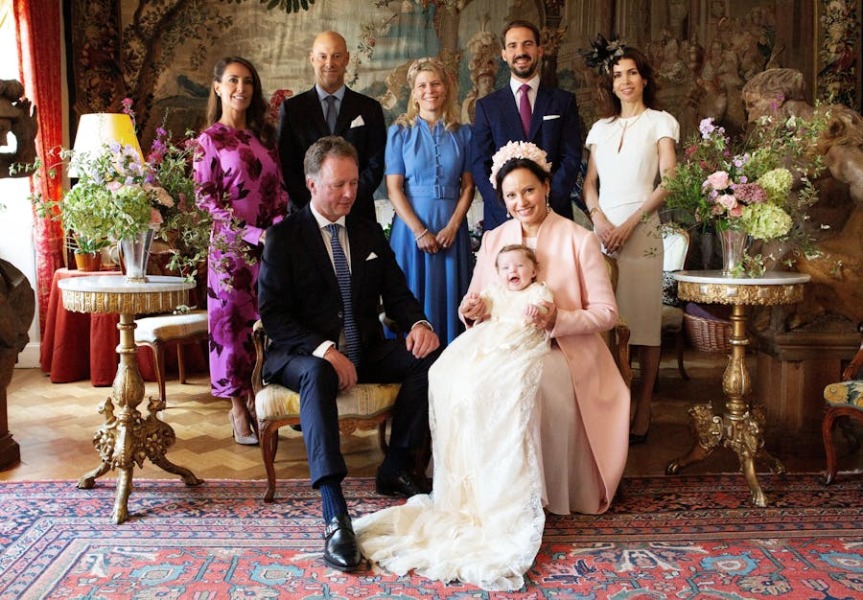 Royal Style: Diamonds are a Queen's best friend..