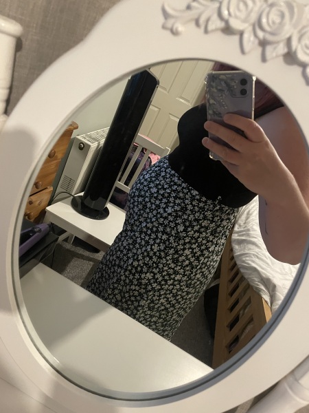 8 weeks and already feeling huge