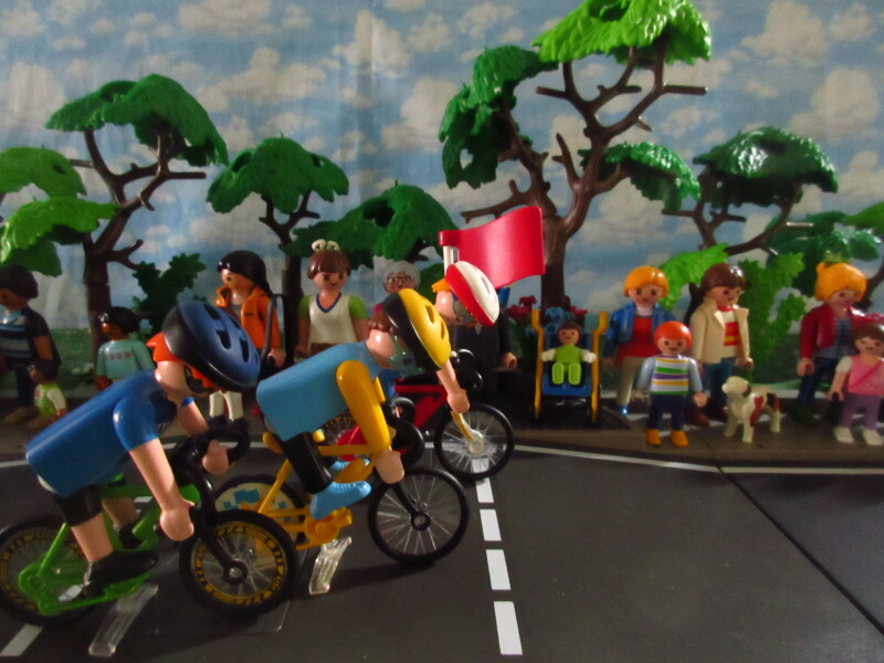 It's time for the Olympic Games for the Playmobil people in our house...