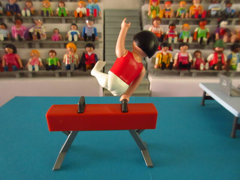 It's time for the Olympic Games for the Playmobil people in our house...