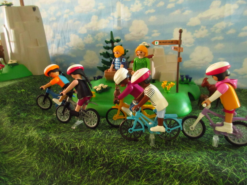It's time for the Olympic Games for the Playmobil people in our house...