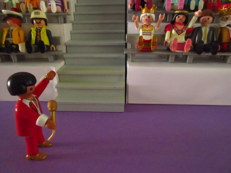 It's time for the Olympic Games for the Playmobil people in our house PART TWO