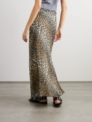What top with this skirt?