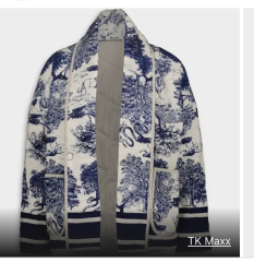 Cropped quilted jacket