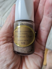 Help me find a dupe for this nail varnish