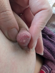 Breastfeeding help please!!