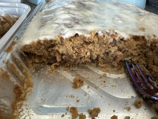 Scaling a carrot cake up to a traybake..can anyone advise??