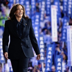 Kamala Harris’ acceptance outfit