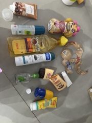 Feel the temptation to indulge in beauty treats? Is your collection overflowing with treasures? Come unite with fellow beauty enthusiasts in this lovely group!