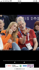 Royal Style: Diamonds are a Queen's best friend..