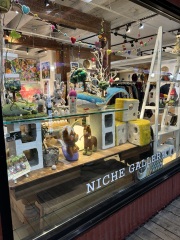 Come and tell me your dull and unexciting news 30: Calmly through the day