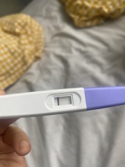 Line eyes HELP ! might be a squinter😉