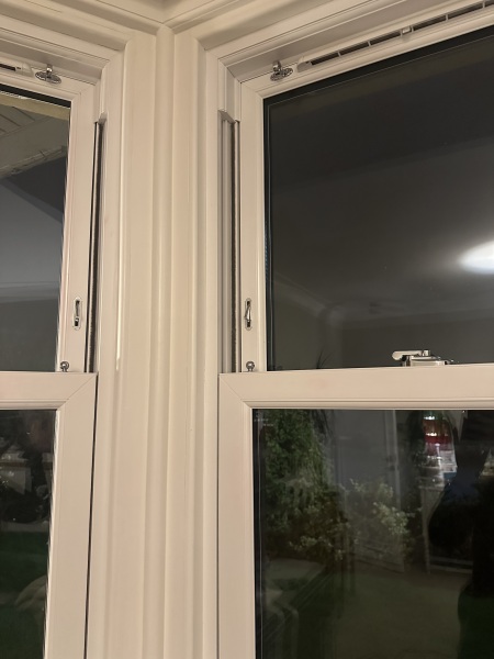 Does anyone have upvc sash windows?