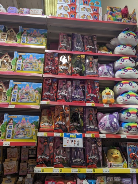 Thread 2 - the one with a round of Santa-plause for all of the bargains