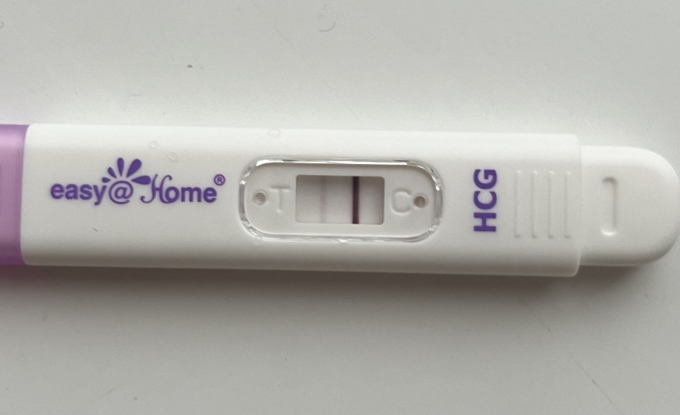 Can anyone see a line??