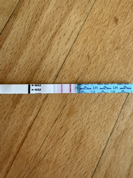 Faint lines before AF due