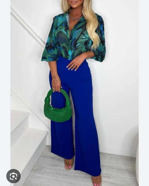 Advice on what to wear for night out for dinner and a cocktail with friend