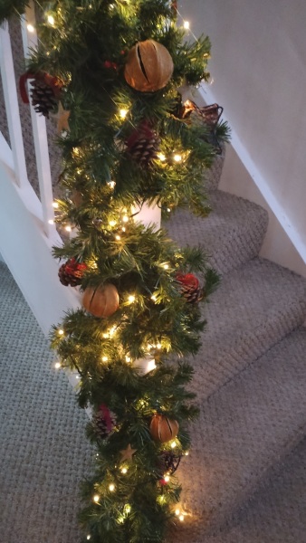 Garlands for stairs