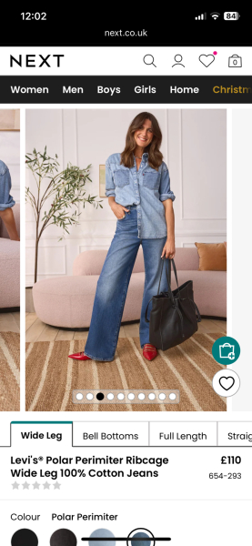 Wide legged jeans