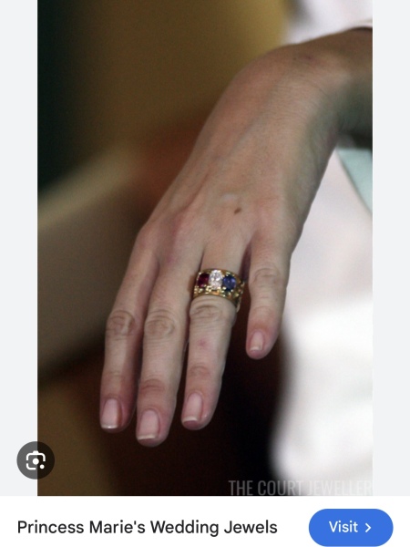 Royal Style: monkey nuts or emeralds? The discussion continues...