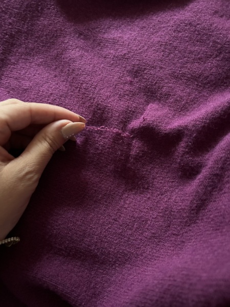 Any hope for this jumper?! A pull on it - photo