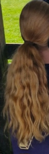 Very thick wavy hair 😍