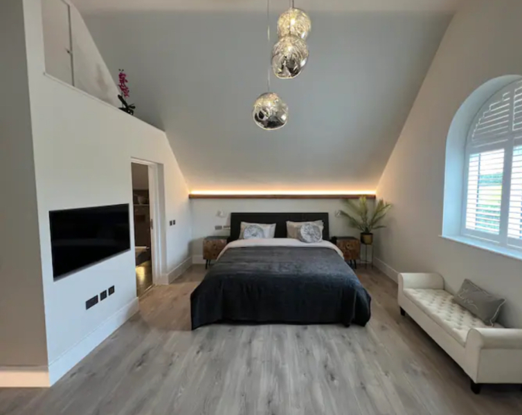 A rant about how shit houses are