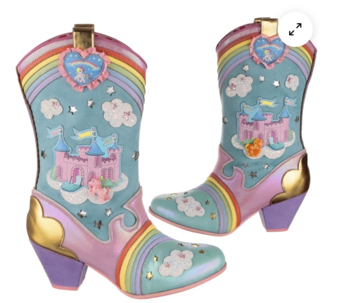 Unicorn boots, can anyone help?