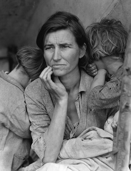Most powerful images in history [content warning: distressing images]