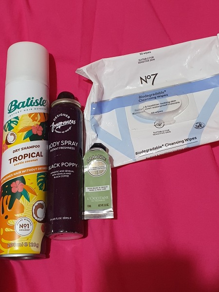 Feel the temptation to indulge in beauty treats? Is your collection overflowing with treasures? Come unite with fellow beauty enthusiasts in this lovely group!