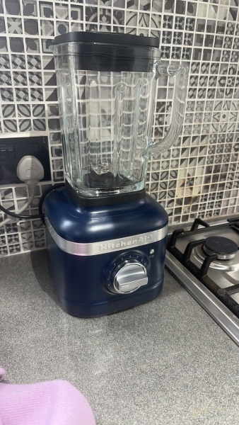 Kitchen Aid Artisan Blender...