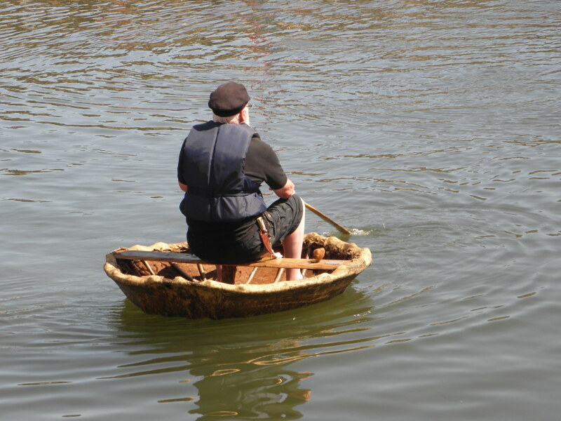 Men with boats cheat