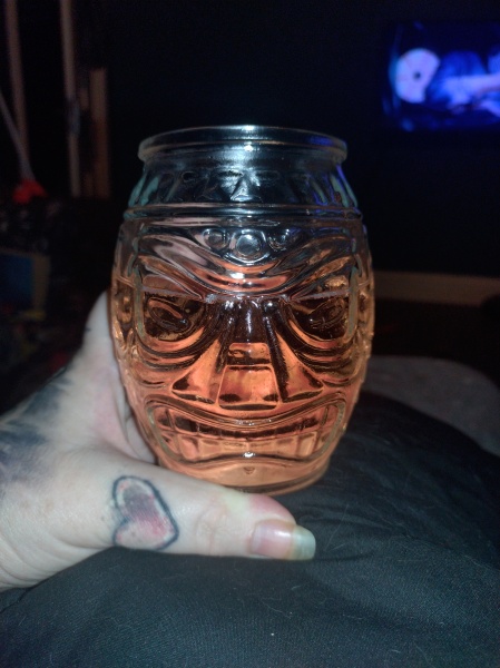 Flounders or Flouncers? The Excellent Cats continue their important debate