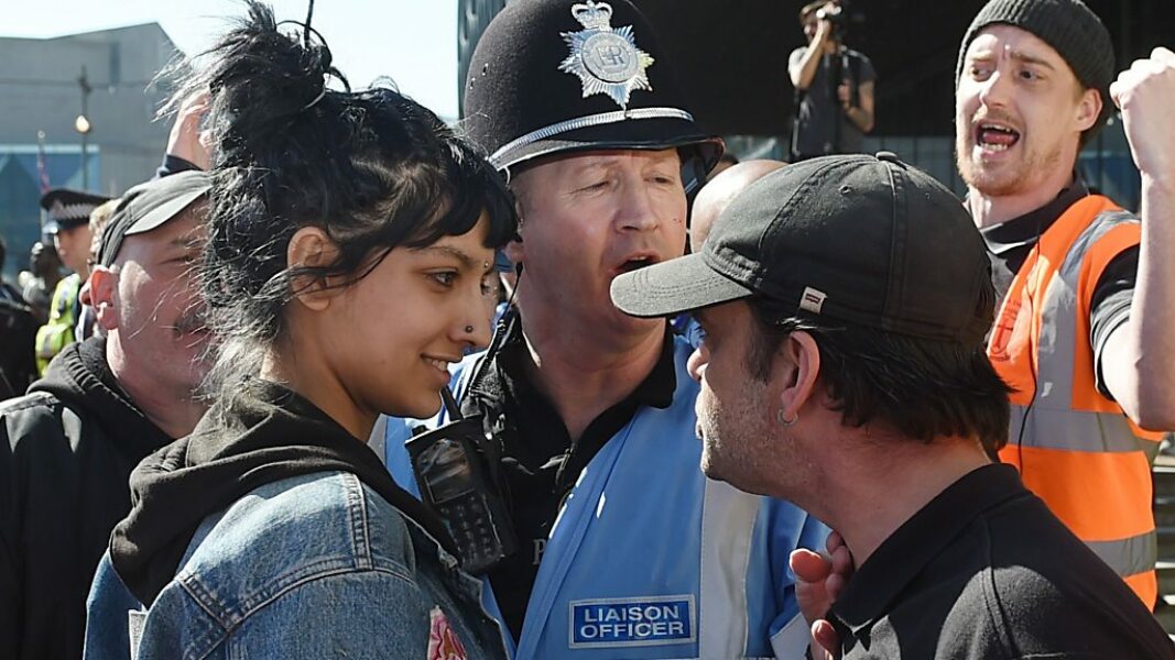 Most powerful images in history [content warning: distressing images]