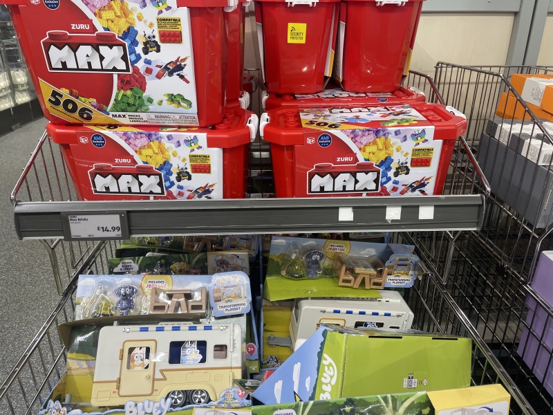 Thread 2 - the one with a round of Santa-plause for all of the bargains