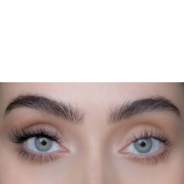 Wearing mascara on your lower lashes?
