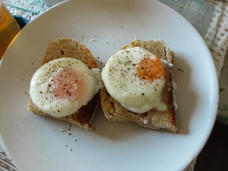 Does anyone seriously enjoy sourdough?