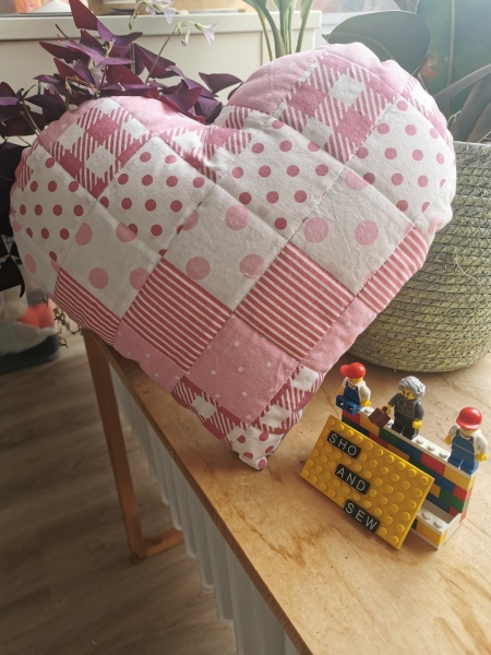 Stitch and bitch thread #9. I have pressing concerns