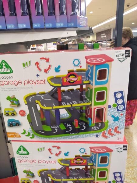 Christmas bargains thread 1 - just in the (Saint) Nick of time