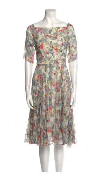 Is it possible to have a tailor increase this dress by a couple of sizes?