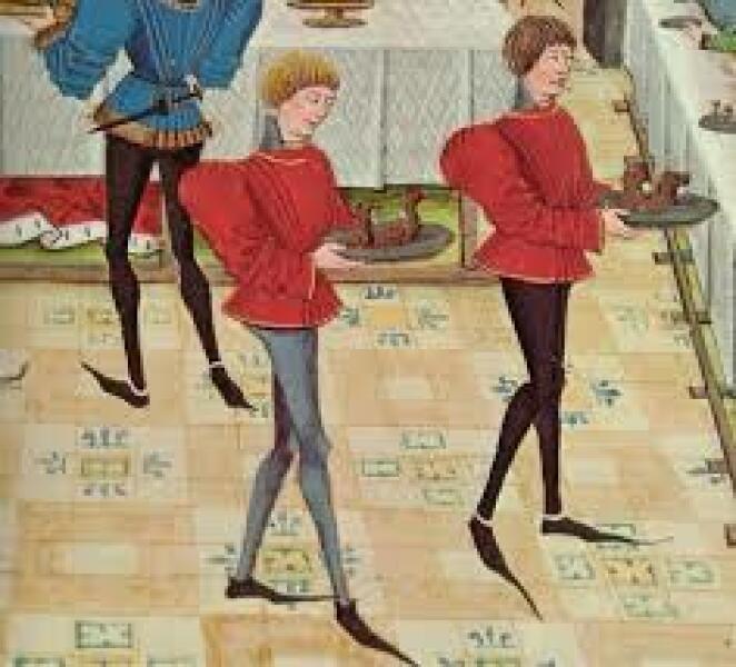 What’s this shoe trend? Medieval jester?