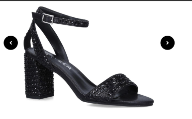 Is it old fashioned to match bag and shoes?