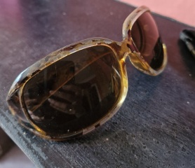 Please help me find a replacement for my favourite sunglasses!