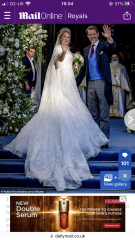 Royal Style: monkey nuts or emeralds? The discussion continues...